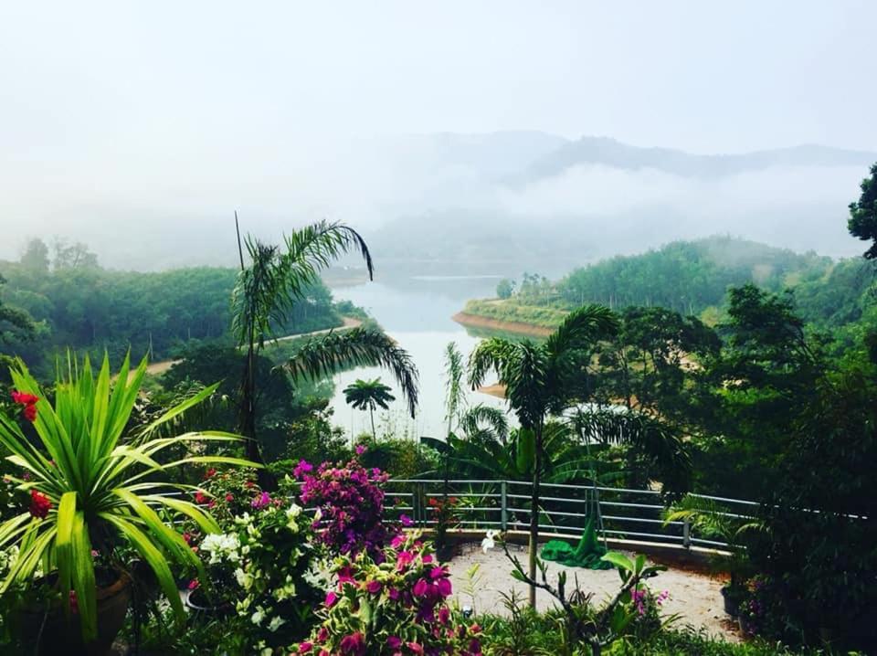 Baanhatsompaen Homestay Ранонг Экстерьер фото