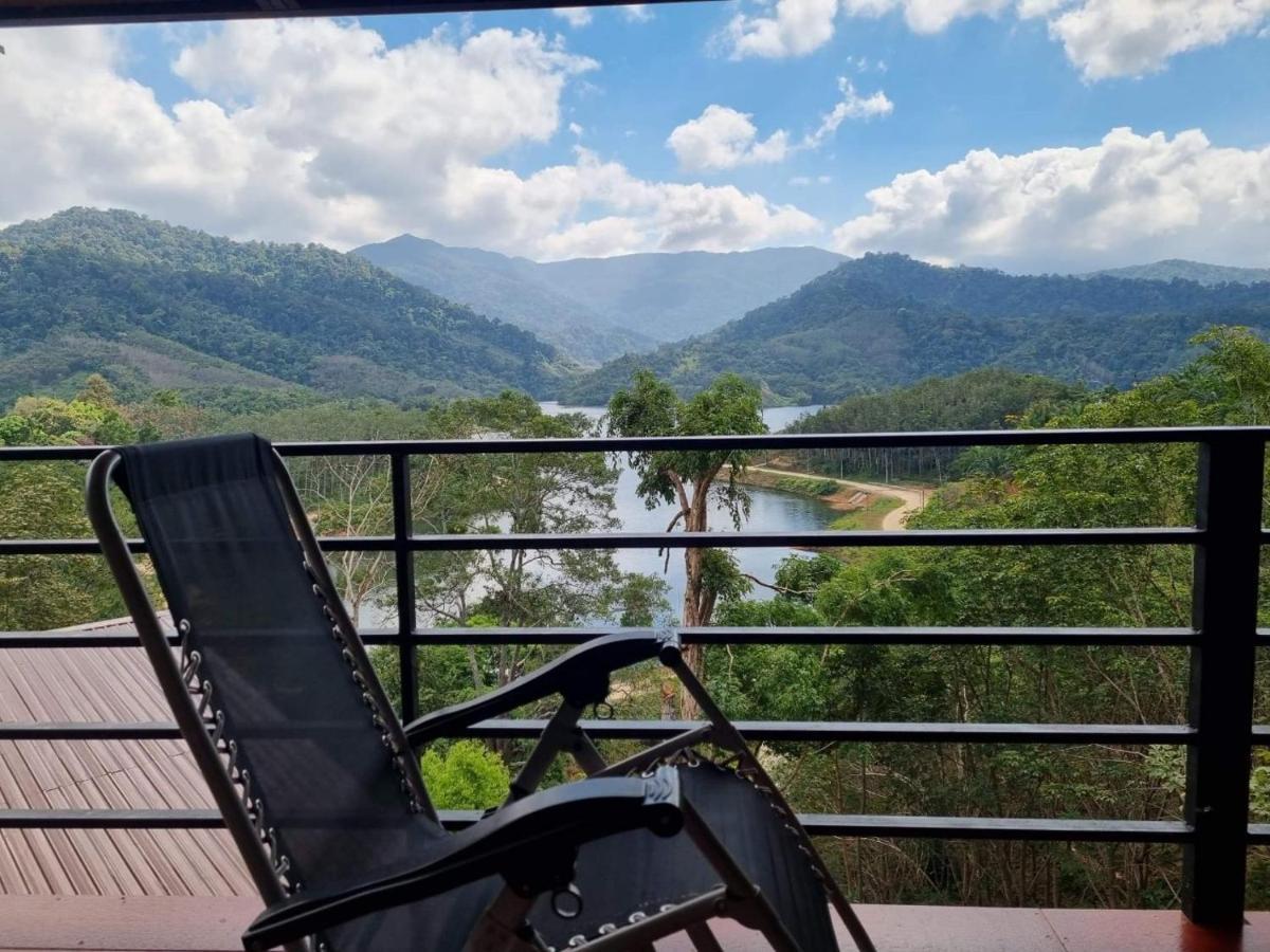 Baanhatsompaen Homestay Ранонг Экстерьер фото